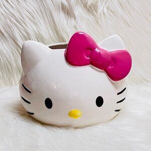 Hello Kitty‎ Planter